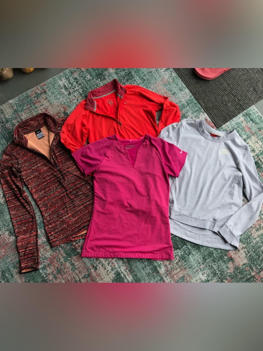 Women’s Small Nike Bundle